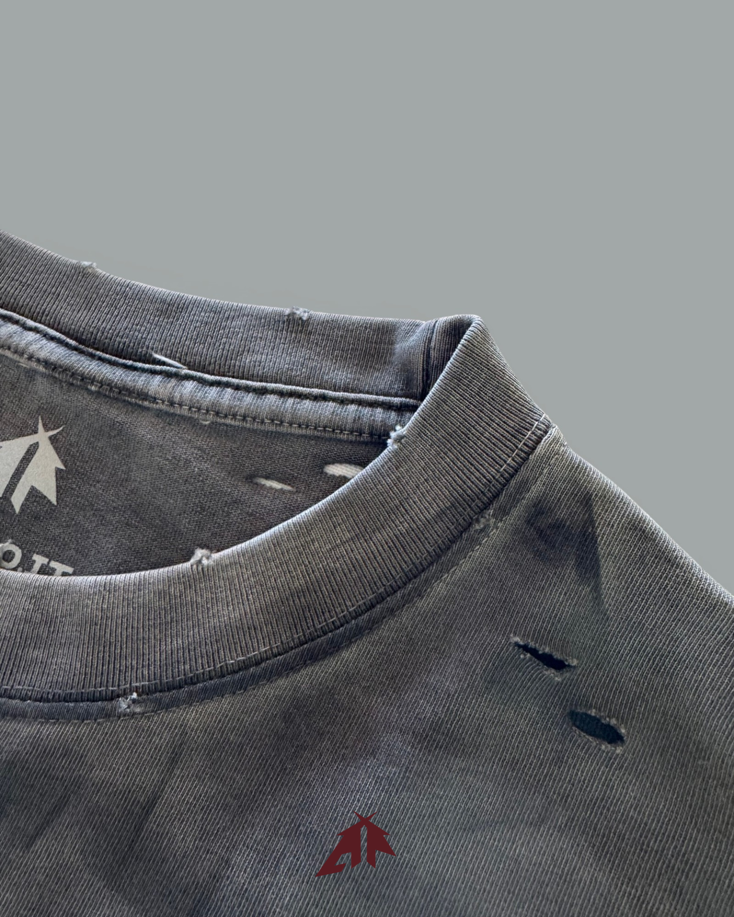 #0126 SCRATCHED T