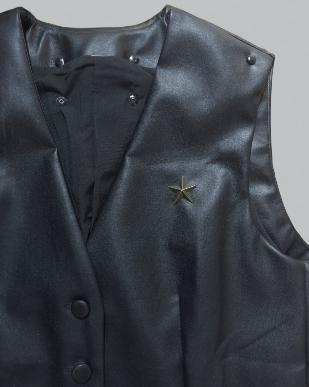 #05LEATHERVEST