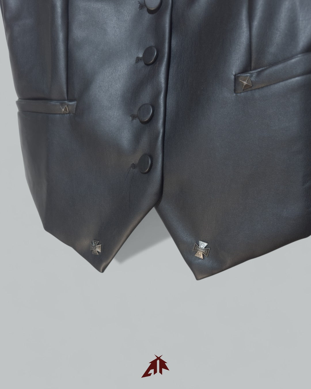 #05LEATHERVEST