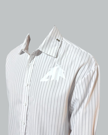 #09WHITESHIRT